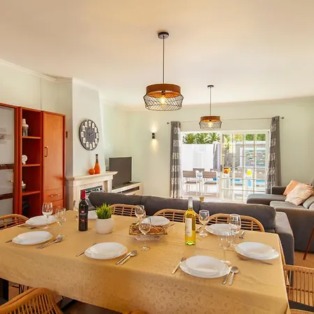 Ocean - Com Piscina Aquecivel E Bbq Em Villa